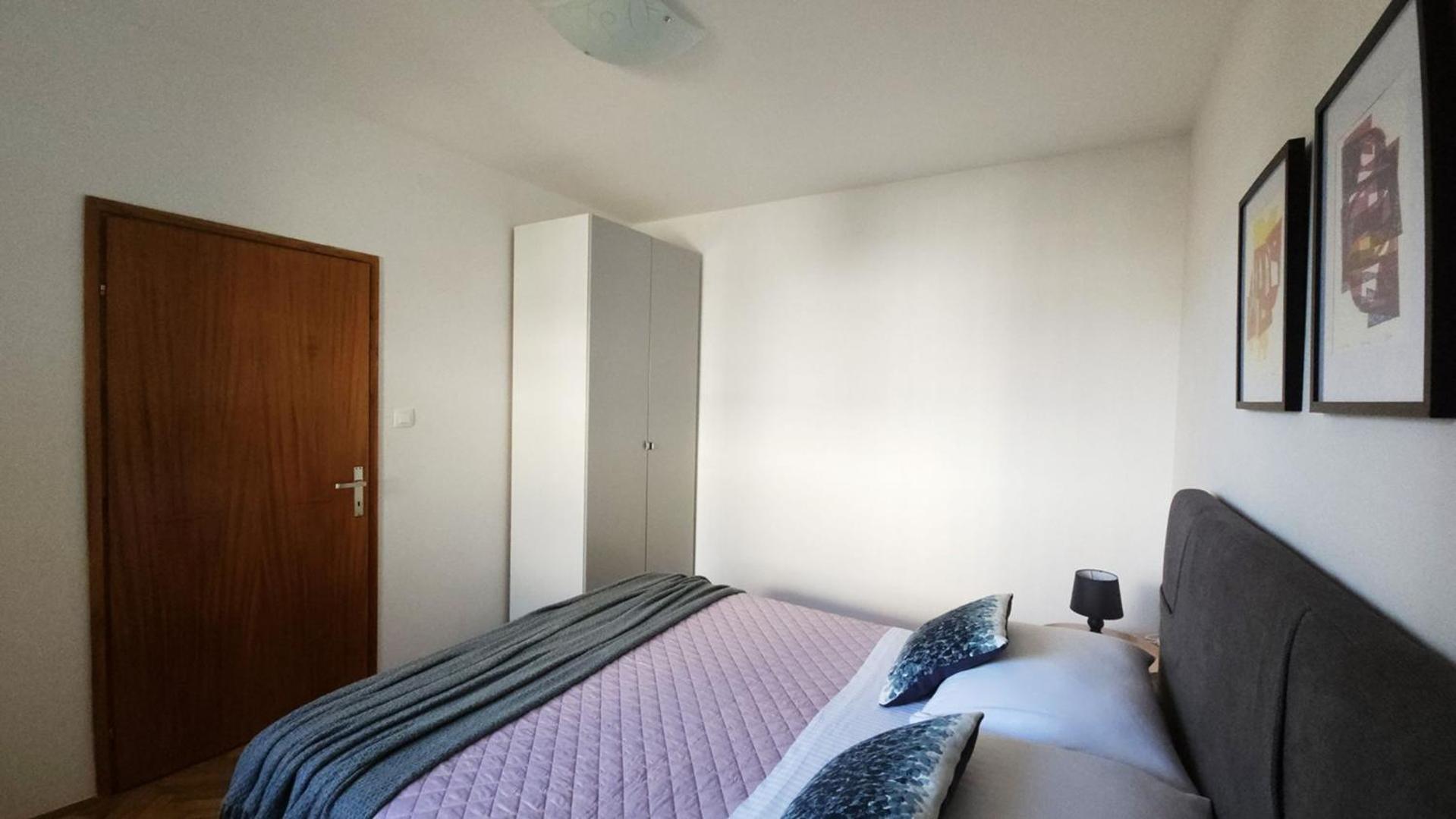 Apartment Jole - A4 -Two Bedrooms - Close To The City Center Пореч Екстериор снимка