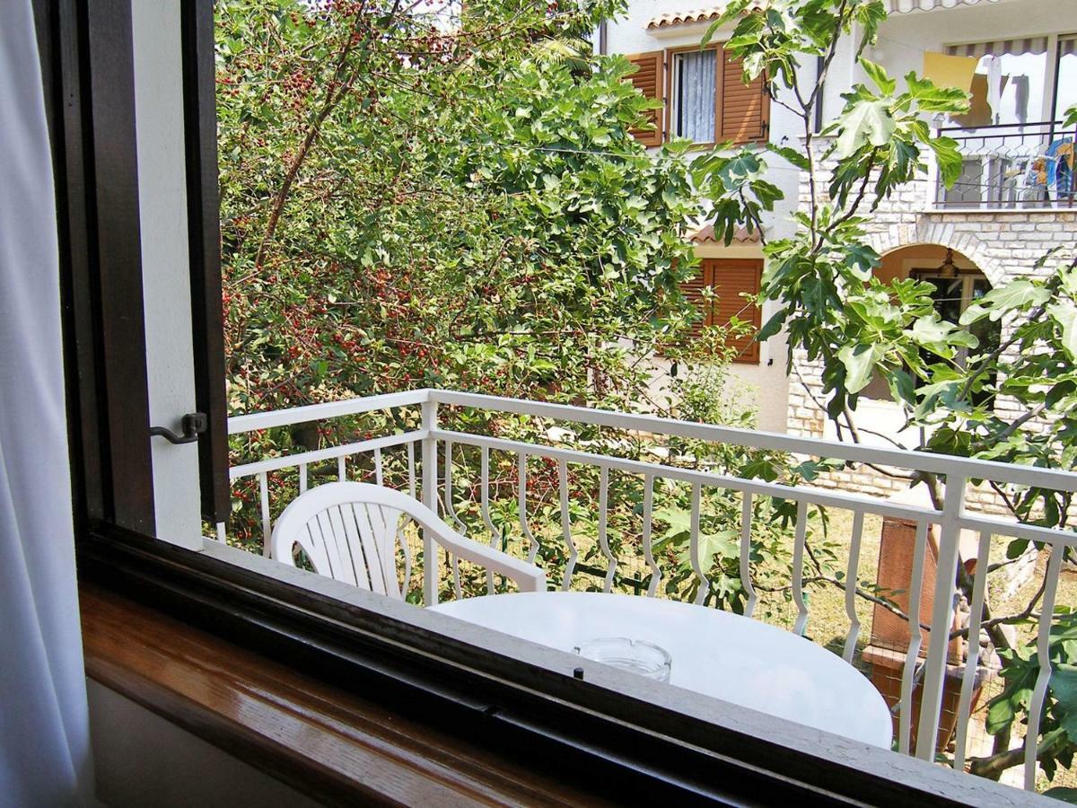 Apartment Jole - A4 -Two Bedrooms - Close To The City Center Пореч Екстериор снимка